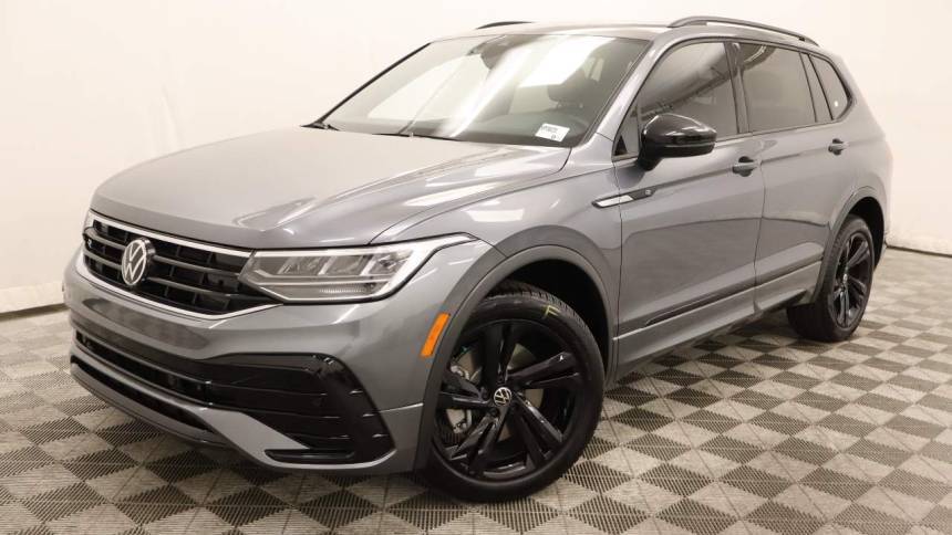2024 Volkswagen Tiguan SE R-Line Black — SUV — 7,102 mi — Scottsdale, AZ