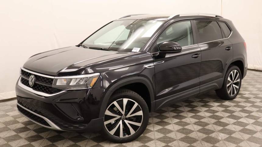 2024 Volkswagen Taos SE — SUV — 4,058 mi — Scottsdale, AZ