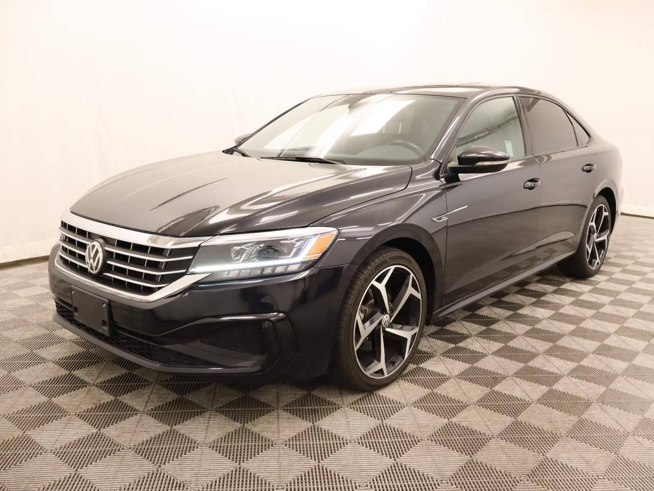 2021 Volkswagen Passat R-Line — Sedan — 21,180 mi — Scottsdale, AZ