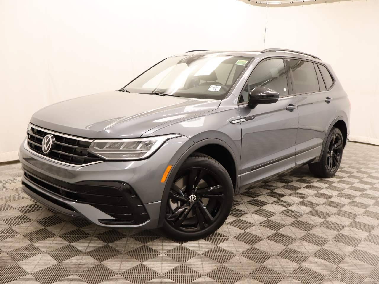 2023 Volkswagen Tiguan SE R-Line Black — SUV — 28,546 mi — Scottsdale, AZ