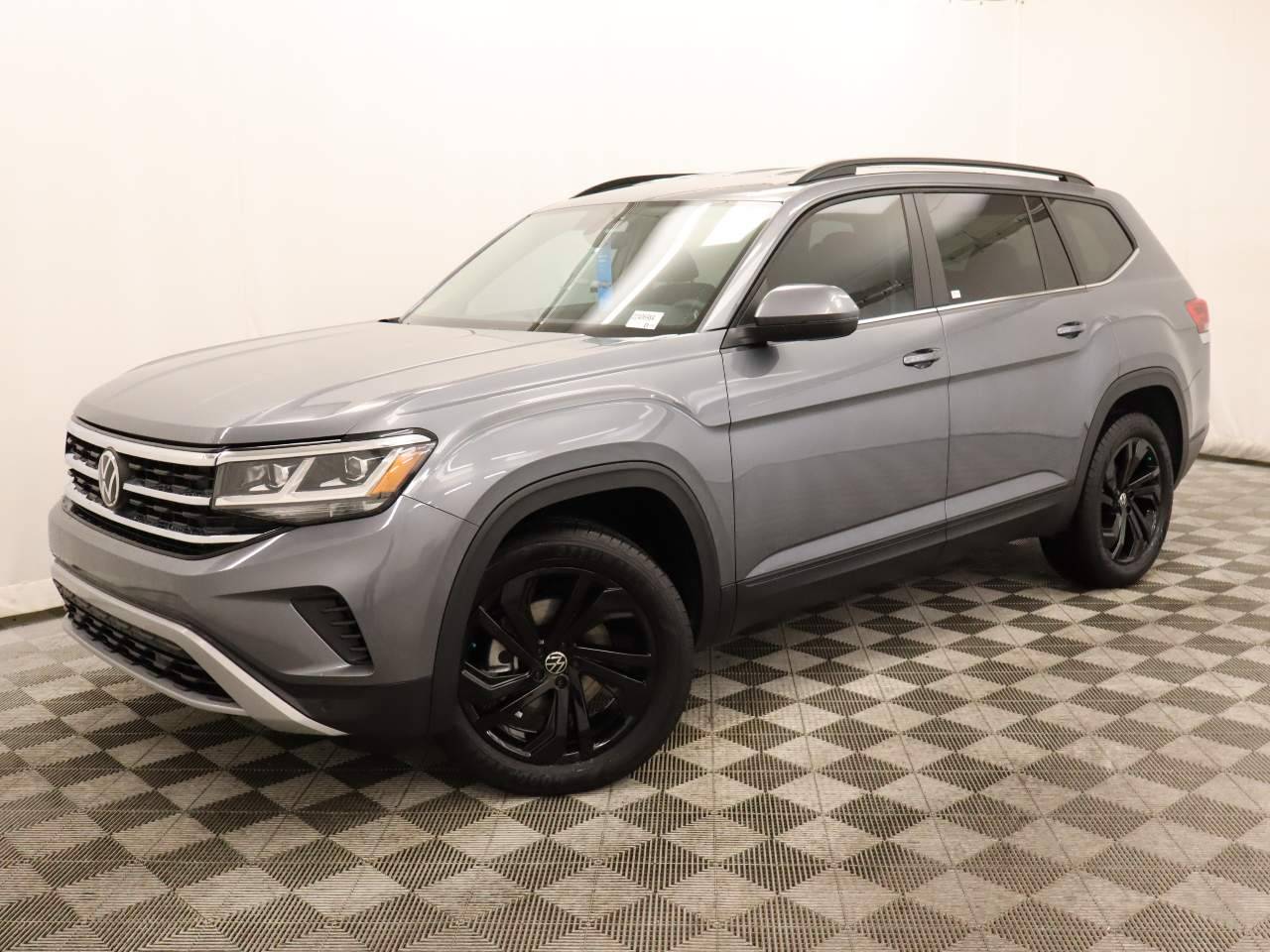 2023 Volkswagen Atlas SE with Technology — SUV — 8,689 mi — Scottsdale, AZ