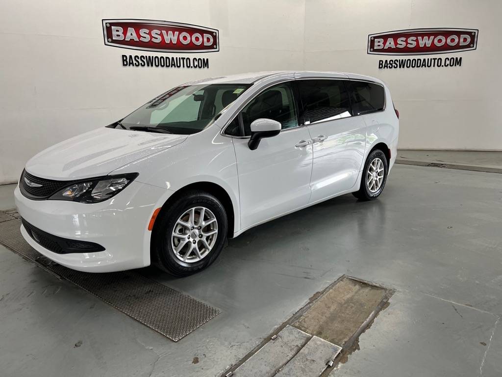 2022 Chrysler Voyager LX — Minivan — 65,251 mi — Fort Payne, AL