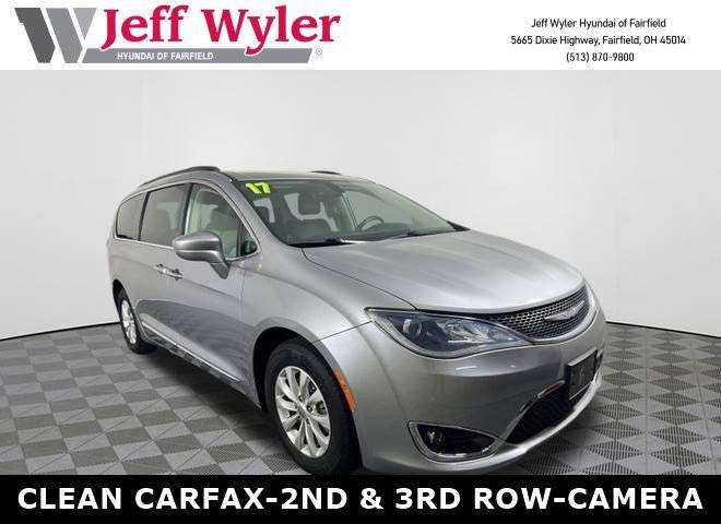 2017 Chrysler Pacifica Touring L — Minivan — 101,920 mi — Fairfield, OH