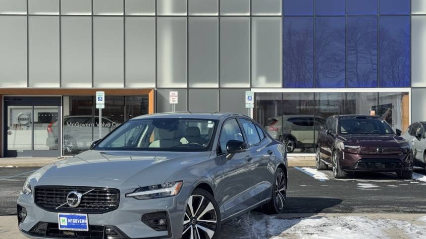 2022 Volvo S60 Momentum — Sedan — 44,373 mi — Colonie, NY