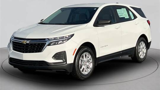 2022 Chevrolet Equinox LS — SUV — 17,418 mi — St Clair Shores, MI