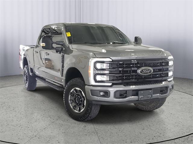 2024 Ford Super Duty F-250 LARIAT — Pickup Truck — 24,020 mi — Kalamazoo, MI