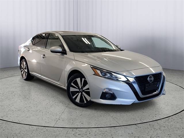 2020 Nissan Altima SL — Sedan — 107,426 mi — Kalamazoo, MI