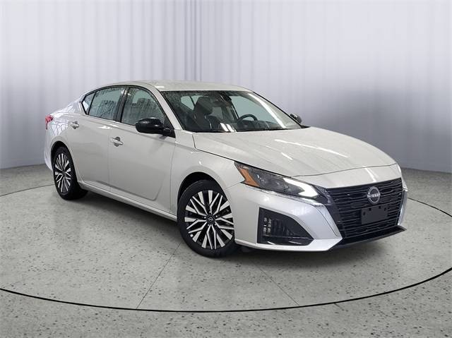 2024 Nissan Altima SV — Sedan — 15,868 mi — Kalamazoo, MI