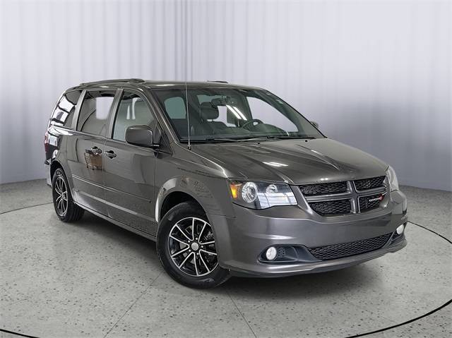 2017 Dodge Grand Caravan GT — Minivan — 122,154 mi — Kalamazoo, MI
