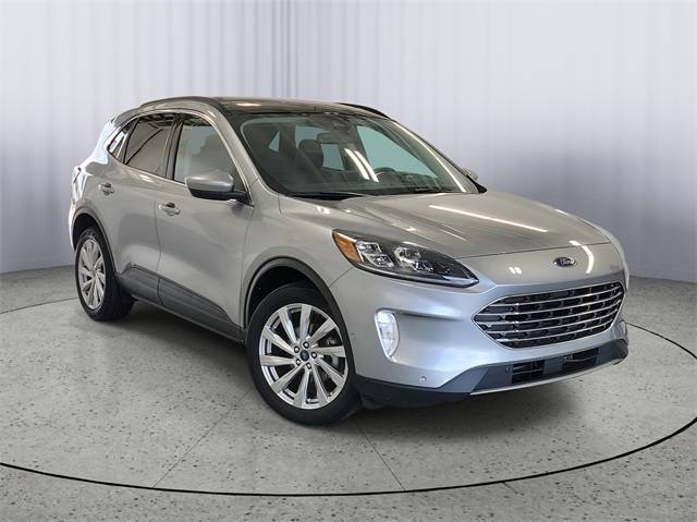 2022 Ford Escape Titanium — SUV — 35,247 mi — Kalamazoo, MI