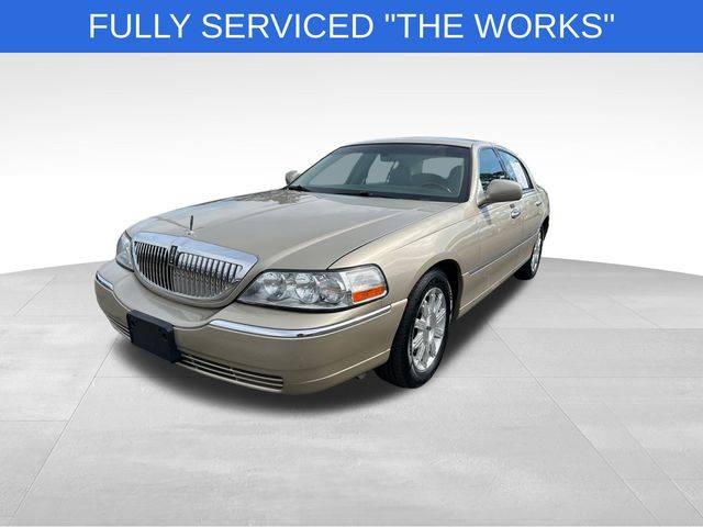 2010 Lincoln Town Car Signature Limited — Sedan — 101,147 mi — Tallahassee, FL