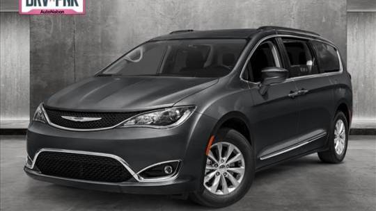2017 Chrysler Pacifica Touring L — Minivan — 98,158 mi — Littleton, CO