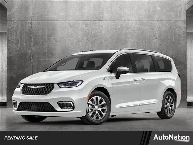 2024 Chrysler Pacifica Hybrid Select — Minivan — 49,099 mi — Littleton, CO