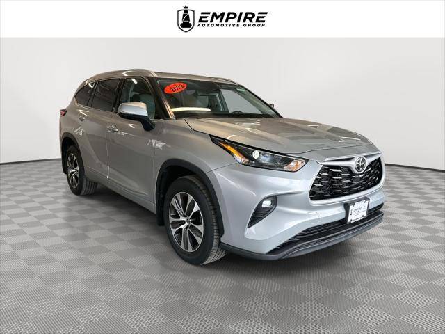 2022 Toyota Highlander XLE — SUV — 15,488 mi — Long Island City, NY