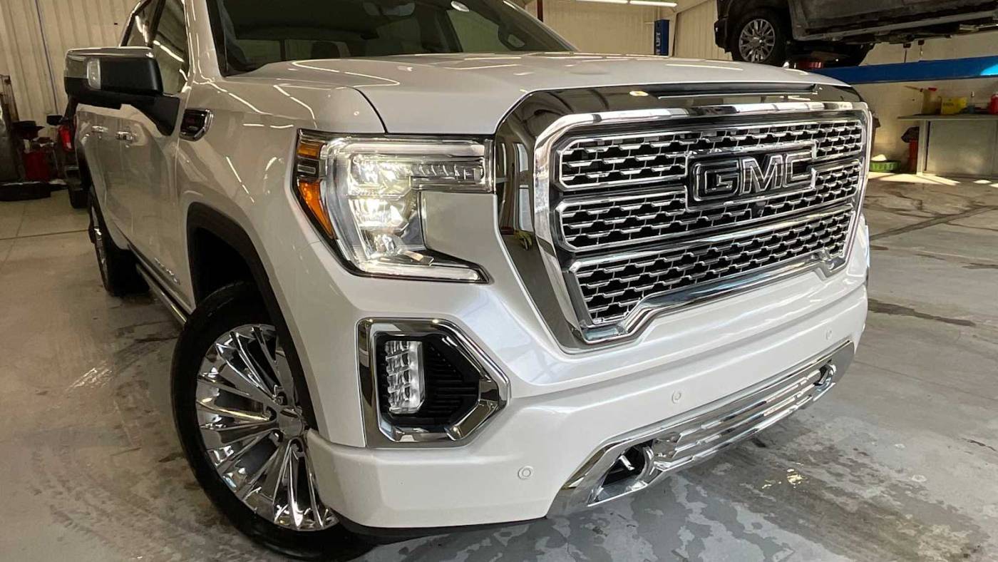 2021 GMC Sierra 1500 Denali — Pickup Truck — 42,086 mi — Watseka, IL