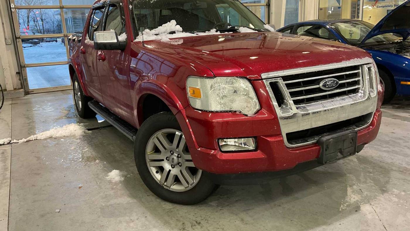 2008 Ford Explorer Sport Trac Limited — Pickup Truck — 152,290 mi — Watseka, IL