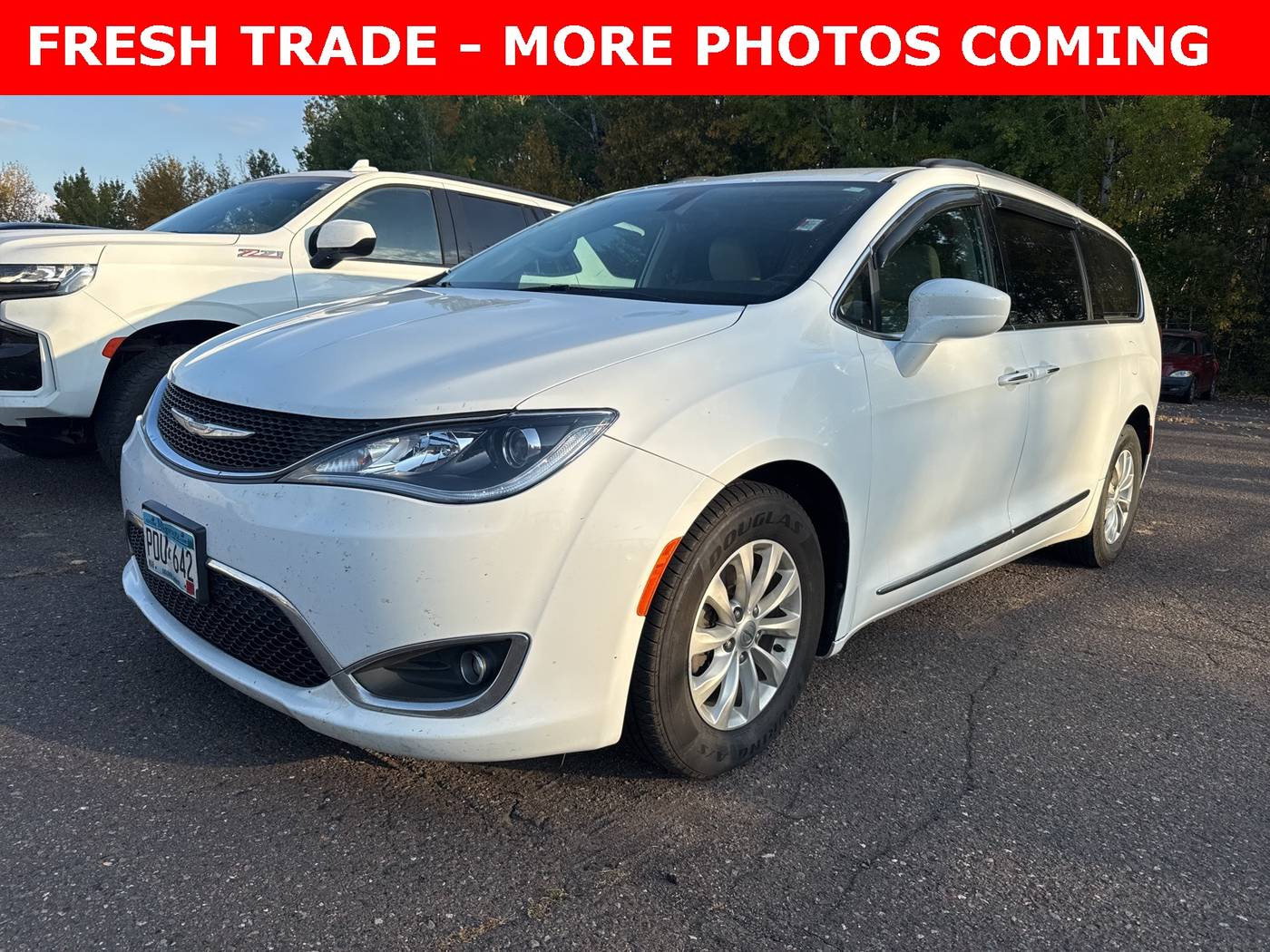 2017 Chrysler Pacifica Touring L — Minivan — 83,892 mi — Hermantown, MN