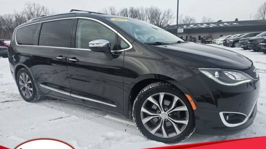2018 Chrysler Pacifica Limited — Minivan — 83,199 mi — Angola, IN
