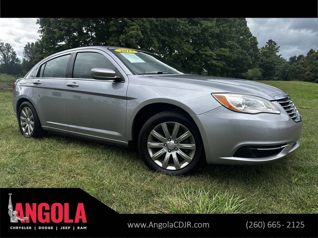 2013 Chrysler 200 Touring — Sedan — 127,094 mi — Angola, IN