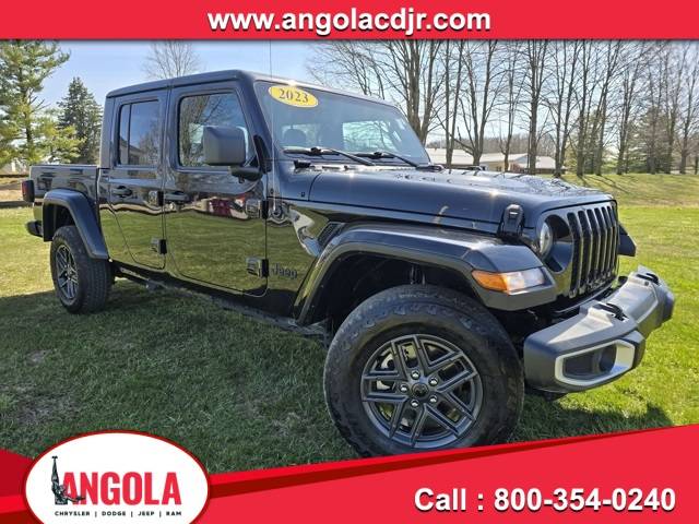 2023 Jeep Gladiator Sport S — Pickup Truck — 47,223 mi — Angola, IN