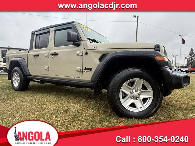 2020 Jeep Gladiator Sport S — Pickup Truck — 43,811 mi — Angola, IN