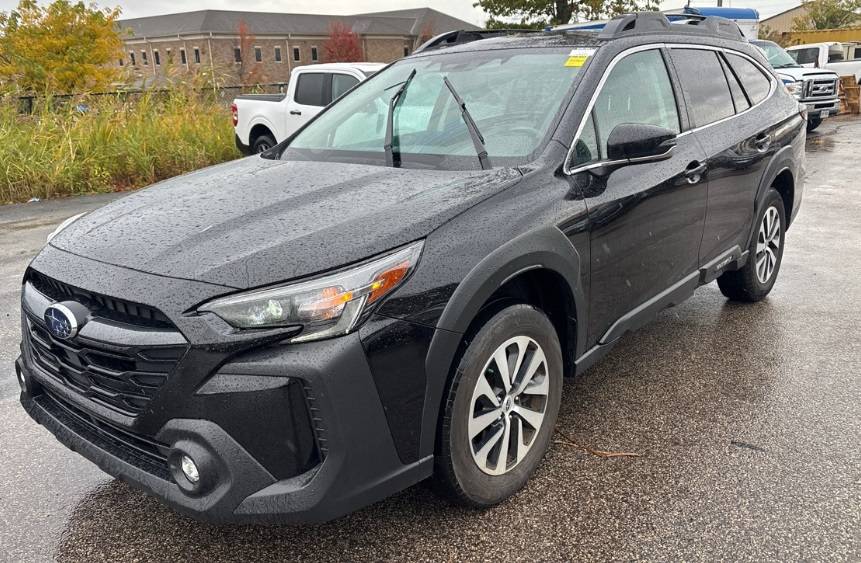 2023 Subaru Outback Premium — SUV — 19,110 mi — Ann Arbor, MI