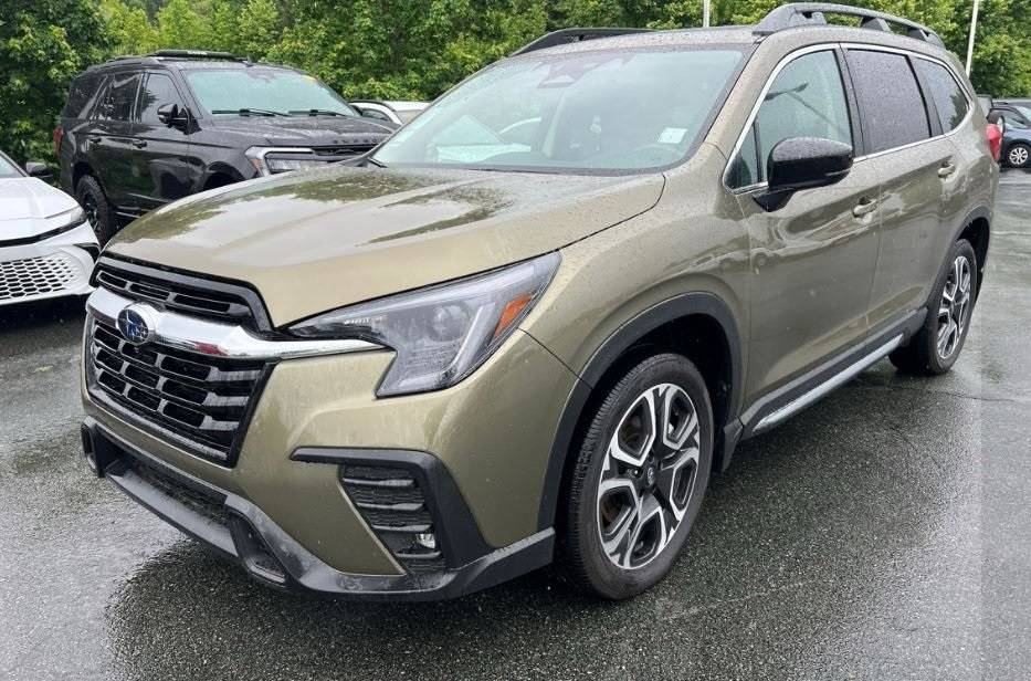 2024 Subaru Ascent Limited — SUV — 11,312 mi — Ann Arbor, MI