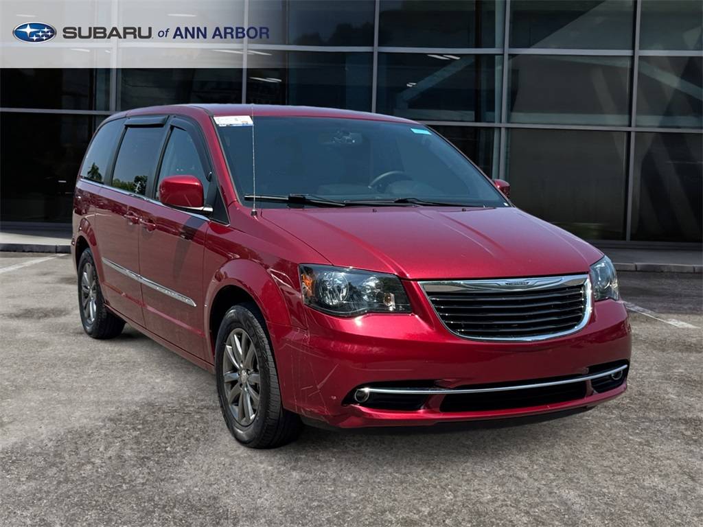 2015 Chrysler Town & Country S — Minivan — 57,913 mi — Ann Arbor, MI