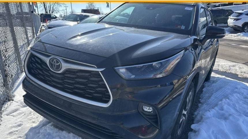 2022 Toyota Highlander XLE — SUV — 54,094 mi — Huntington, WV