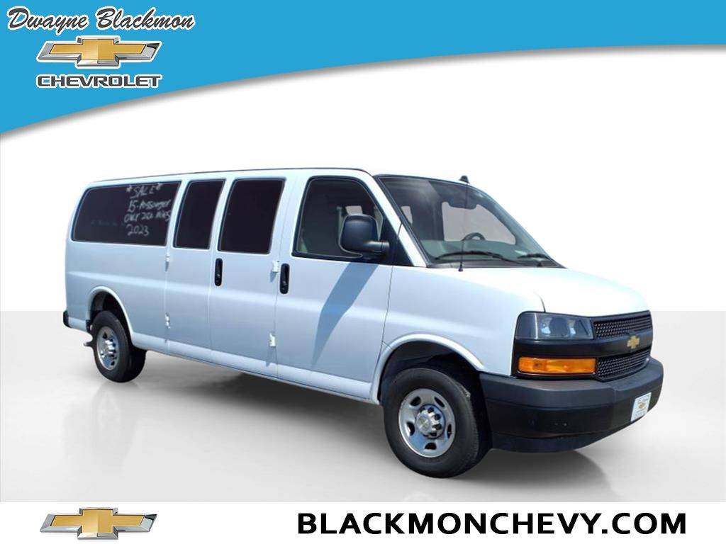 2023 Chevrolet Express Passenger LS — Passenger Van — 28,236 mi — Tupelo, MS