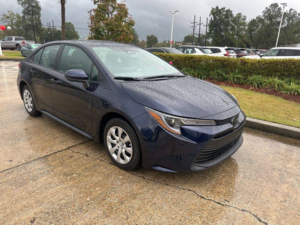 2026 Toyota Corolla LE — Sedan — 303 mi — Covington, LA