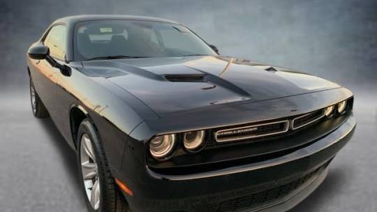 2019 Dodge Challenger SXT — Coupe — 74,668 mi — Crossville, TN