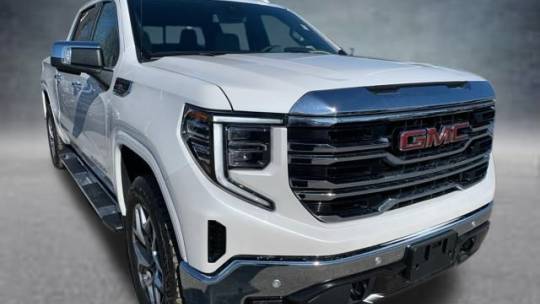 2024 GMC Sierra 1500 SLT — Pickup Truck — 3,000 mi — Crossville, TN
