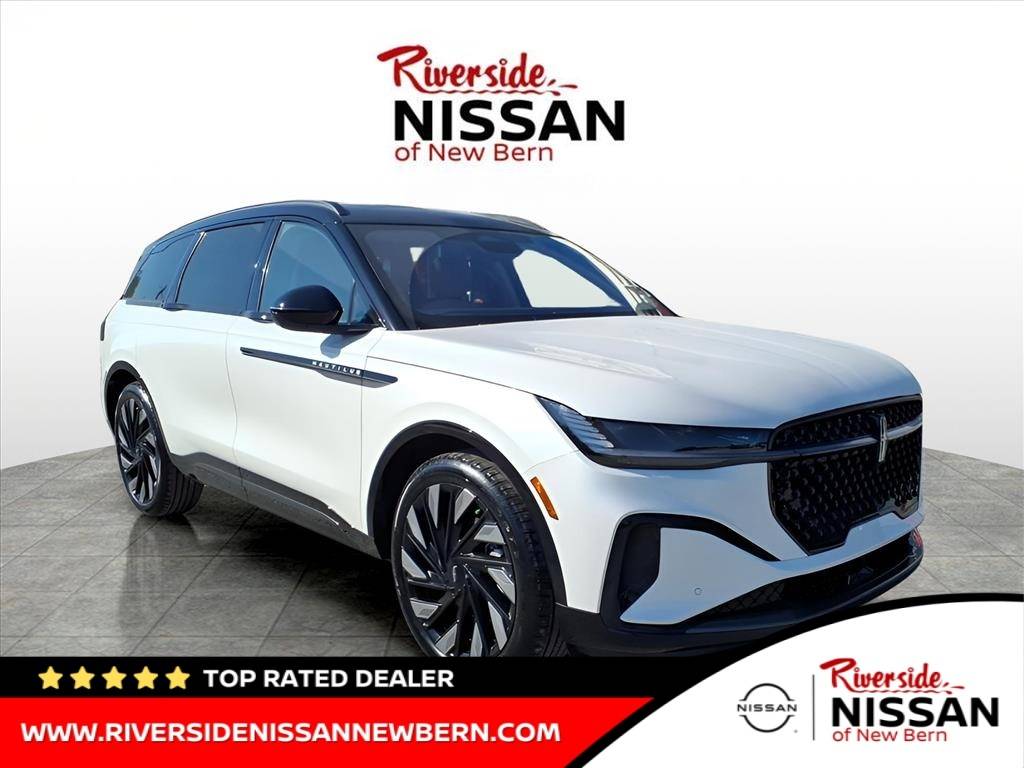 2025 Lincoln Nautilus Reserve — SUV — 11,036 mi — New Bern, NC