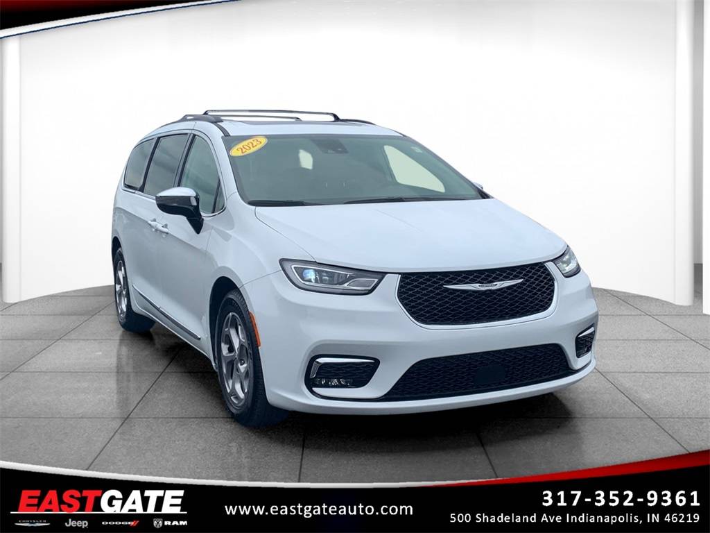 2023 Chrysler Pacifica Limited — Minivan — 59,499 mi — Indianapolis, IN