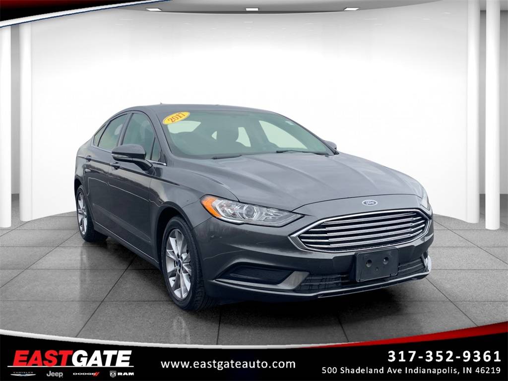 2017 Ford Fusion SE — Sedan — 76,621 mi — Indianapolis, IN