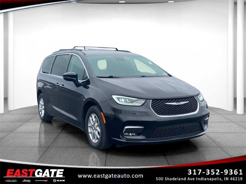 2022 Chrysler Pacifica Touring L — Minivan — 66,730 mi — Indianapolis, IN