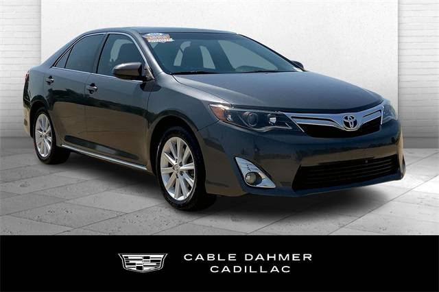 2012 Toyota Camry XLE V6 — Sedan — 136,872 mi — Topeka, KS