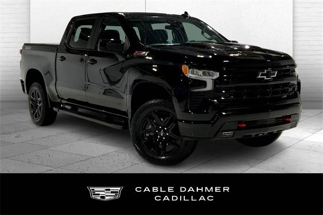 2023 Chevrolet Silverado 1500 LT Trail Boss — Pickup Truck — 9,050 mi — Topeka, KS