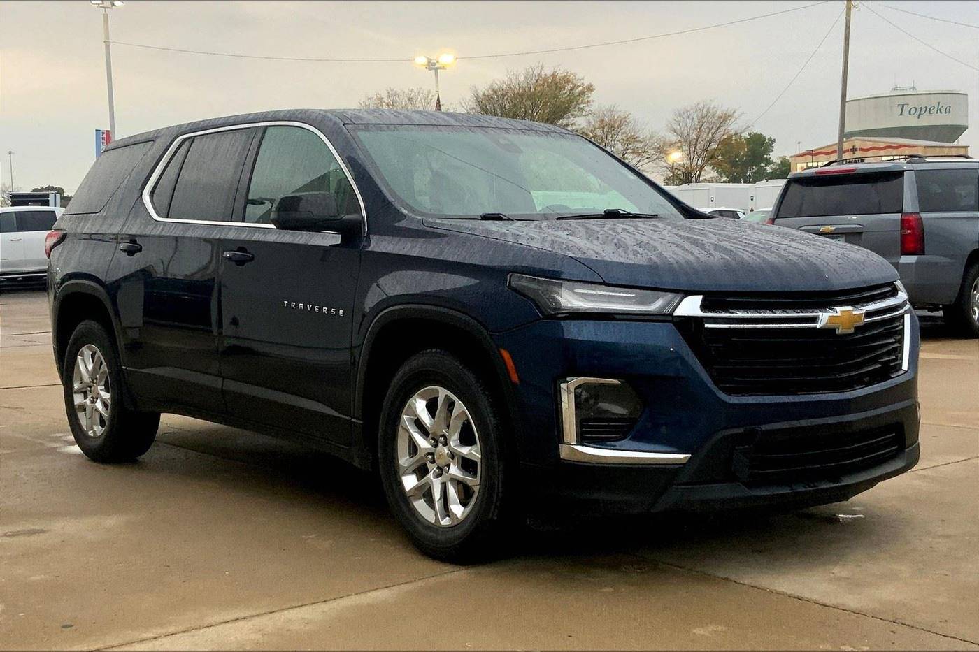 2022 Chevrolet Traverse LS — SUV — 49,906 mi — Topeka, KS