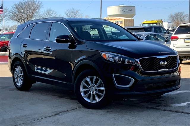 2018 Kia Sorento LX — SUV — 61,804 mi — Topeka, KS