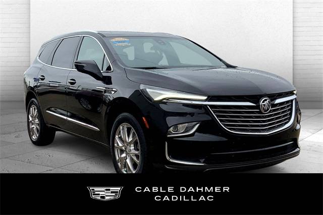 2022 Buick Enclave Premium — SUV — 18,300 mi — Topeka, KS