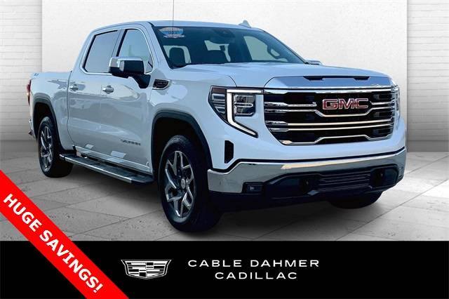 2022 GMC Sierra 1500 SLT — Pickup Truck — 34,550 mi — Topeka, KS
