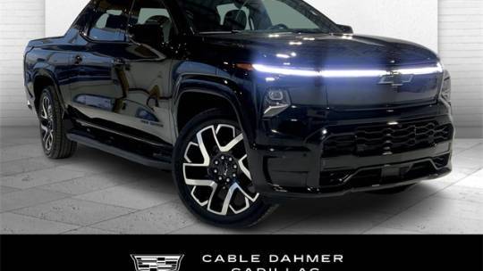 2024 Chevrolet Silverado EV RST — Pickup Truck — 2,812 mi — Topeka, KS