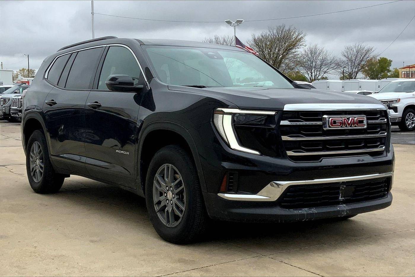 2025 GMC Acadia Elevation — SUV — 11,616 mi — Topeka, KS