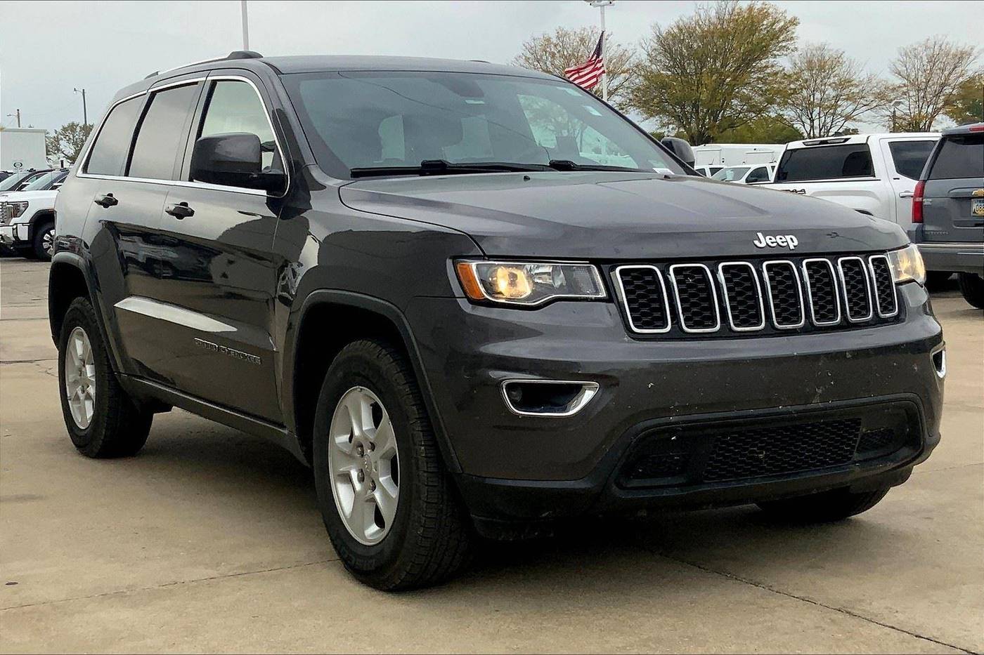 2017 Jeep Grand Cherokee Laredo — SUV — 58,611 mi — Topeka, KS