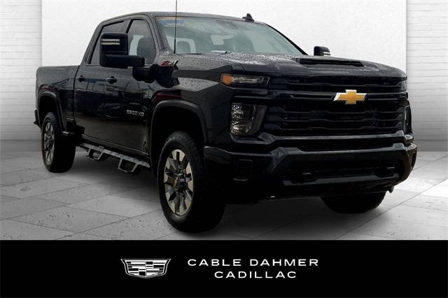 2024 Chevrolet Silverado 2500HD Custom — Pickup Truck — 40,443 mi — Topeka, KS
