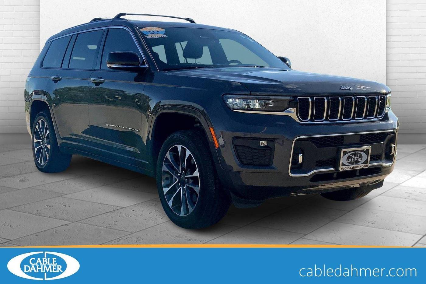 2023 Jeep Grand Cherokee Overland — SUV — 17,634 mi — Topeka, KS