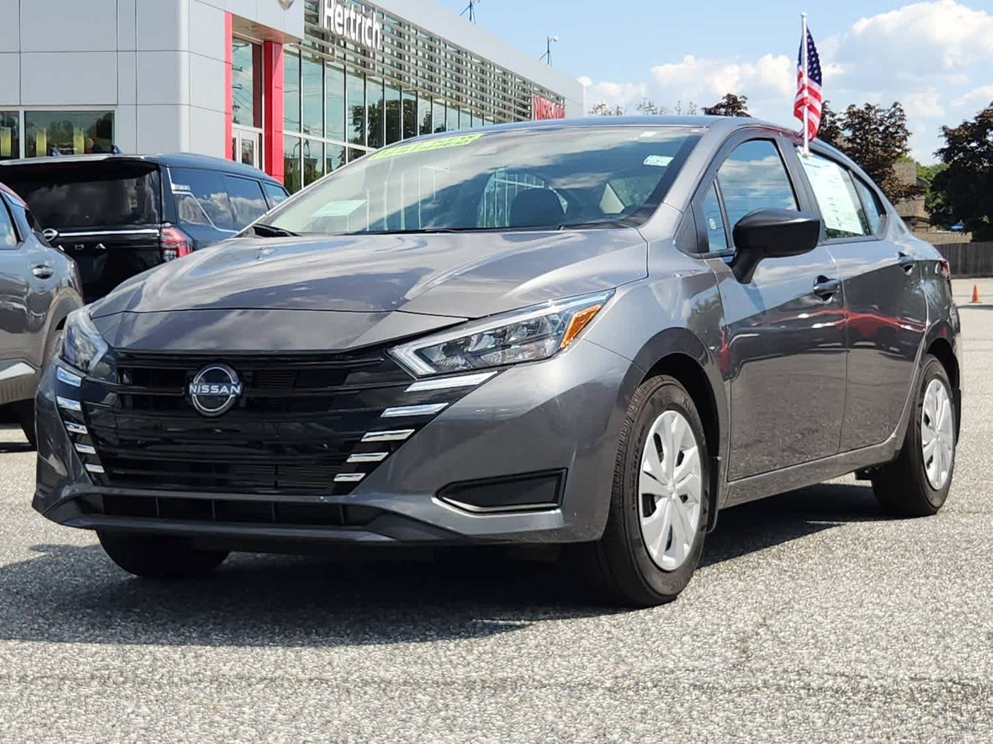 2025 Nissan Versa S — Sedan — 5 mi — Newark, DE