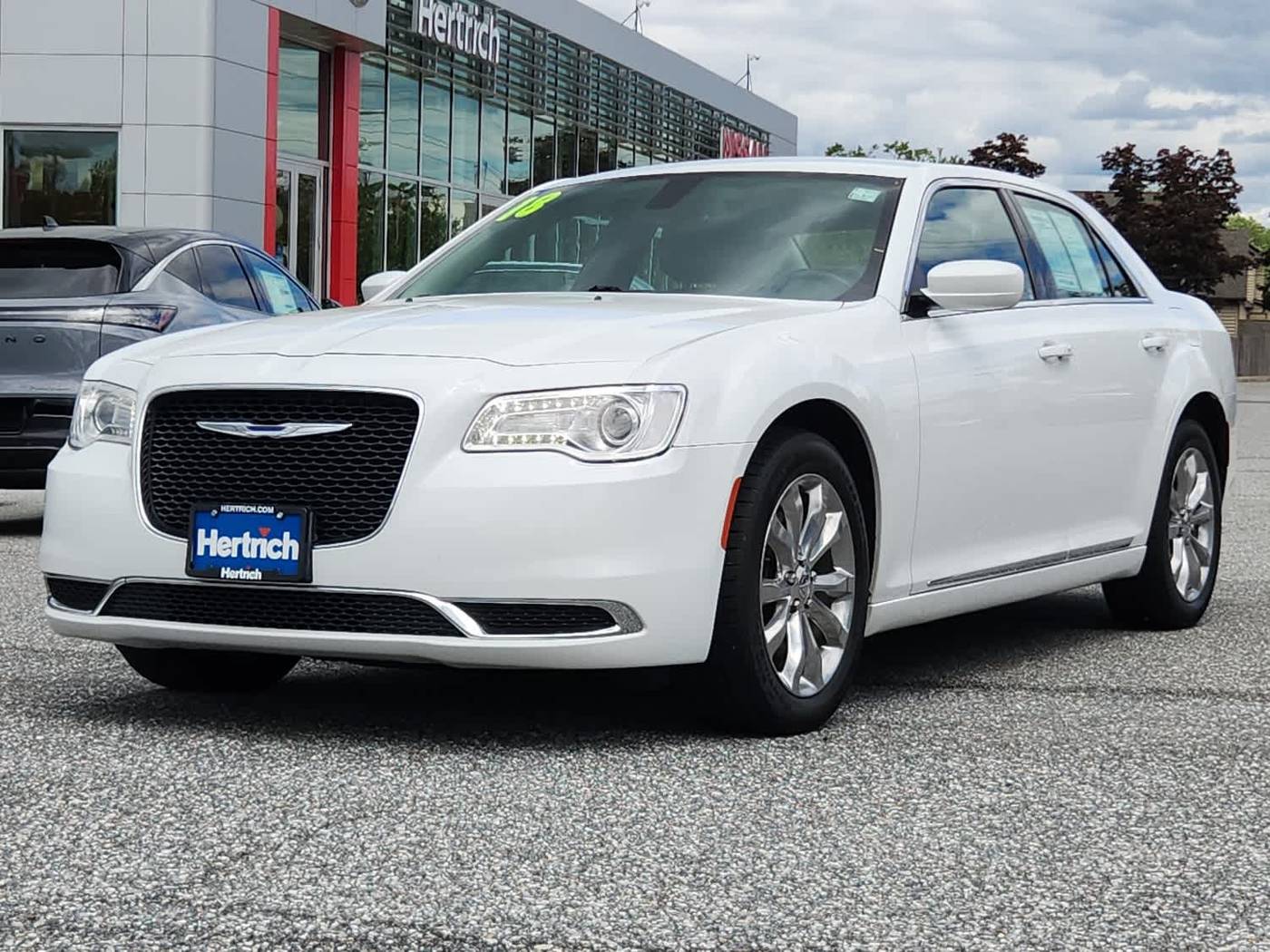 2018 Chrysler 300 Touring L — Sedan — 79,238 mi — Newark, DE